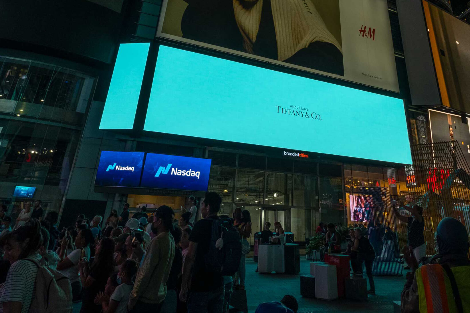 Branded Cities Broadway Plaza Screen